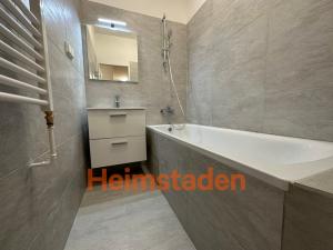 Pronájem bytu 3+1, Ostrava - Poruba, Jindřicha Plachty, 73 m2