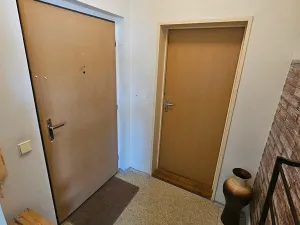 Pronájem bytu 1+kk, Praha - Troja, Olštýnská, 24 m2