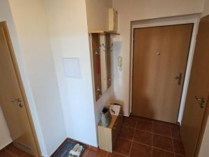 Pronájem bytu 2+1, Příbram - Příbram VI-Březové Hory, K Drkolnovu, 58 m2