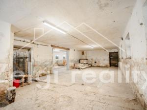 Pronájem zemědělského objektu, Velké Němčice, 450 m2