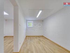 Prodej obchodního prostoru, Plzeň - Doudlevce, Šípková, 70 m2