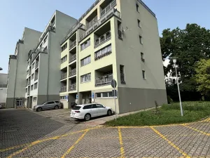 Pronájem bytu 2+kk, Pardubice, Bělehradská, 64 m2