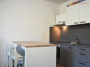 Pronájem bytu 2+kk, Brno, ulice Kosmonautů, 42 m2