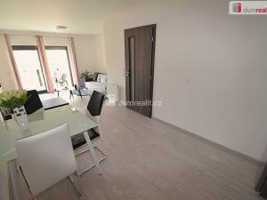 Pronájem bytu 2+kk, Praha - Karlín, U Mlýnského kanálu, 60 m2