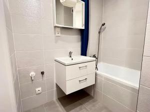 Pronájem bytu 1+kk, Ostrava, Čujkovova, 28 m2