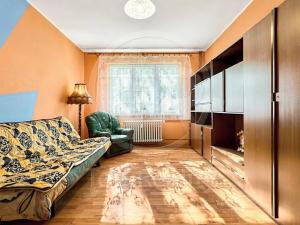 Prodej bytu 3+1, Ostrov, Kollárova, 71 m2