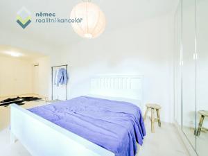 Pronájem bytu 2+kk, Praha - Libeň, V mezihoří, 59 m2