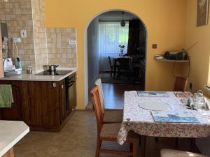 Prodej rodinného domu, Velké Heraltice - Košetice, 200 m2