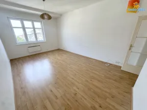 Pronájem bytu 1+kk, Praha - Nusle, Na Veselí, 31 m2