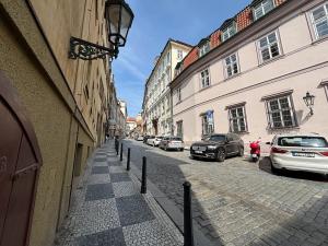 Pronájem bytu 2+1, Praha - Malá Strana, Zámecká, 47 m2
