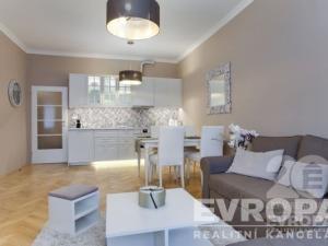 Pronájem bytu 2+kk, Praha - Smíchov, U Nikolajky, 74 m2