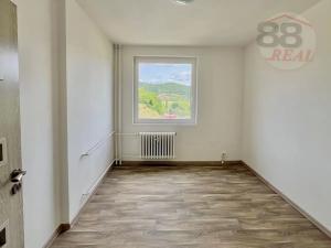Prodej bytu 3+1, Klášterec nad Ohří, Mírová, 62 m2