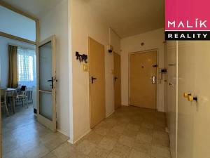 Prodej bytu 3+1, Ostrov, Masarykova, 70 m2