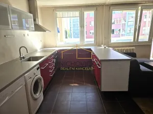 Prodej bytu 3+1, Praha - Újezd nad Lesy, Malešovská, 74 m2