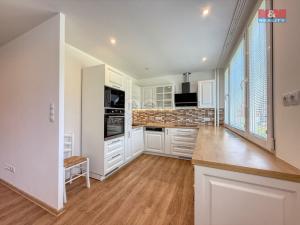 Pronájem bytu 2+kk, Hradec Králové - Slezské Předměstí, Uhelná, 52 m2