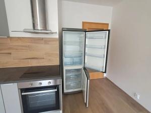 Pronájem bytu 2+kk, Praha - Libeň, Kovanecká, 56 m2