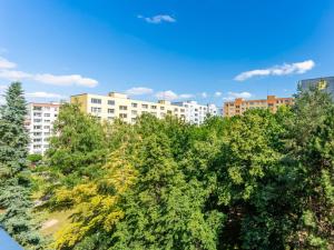 Prodej bytu 2+1, Praha - Hlubočepy, Renoirova, 43 m2