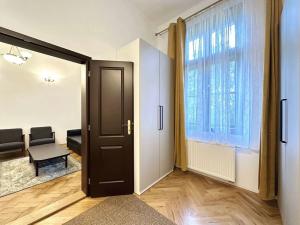 Pronájem bytu 2+kk, Praha - Vinohrady, Mánesova, 48 m2