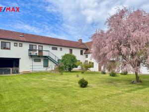 Prodej ubytování, Zvěrkovice, 372 m2