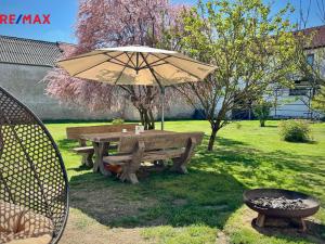 Prodej ubytování, Zvěrkovice, 372 m2