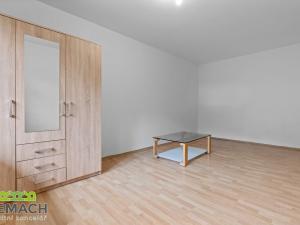 Pronájem bytu 1+1, Uherské Hradiště, Tř. Maršála Malinovského, 38 m2
