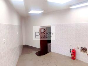 Pronájem obchodního prostoru, Znojmo, Vídeňská třída, 300 m2