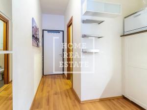 Pronájem bytu 1+kk, Praha - Žižkov, Jeronýmova, 35 m2