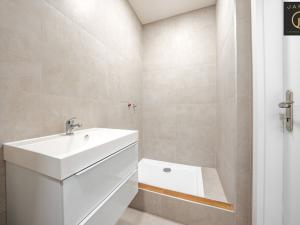 Prodej vícegeneračního domu, Chyňava, Rozdělov, 360 m2