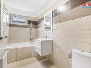 Prodej bytu 3+1, Janská, 58 m2