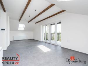 Pronájem bytu 1+kk, Praha - Hostavice, Písčitá, 41 m2