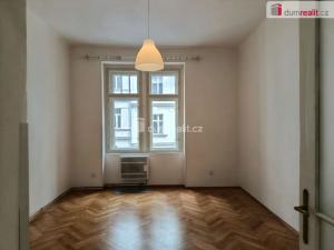 Pronájem bytu 1+kk, Praha - Vršovice, Na spojce, 27 m2