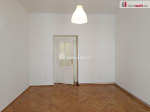 Pronájem bytu 1+kk, Praha - Vršovice, Na spojce, 27 m2