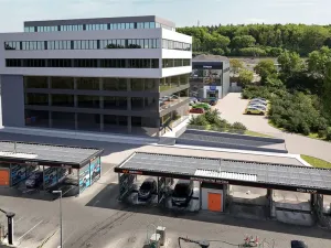 Pronájem obchodního prostoru, Praha - Vysočany, Poděbradská, 1106 m2