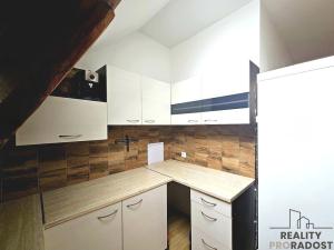 Pronájem bytu 2+kk, Třebotov, 79 m2