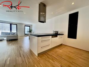 Pronájem bytu 3+kk, Praha - Karlín, 127 m2