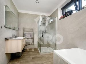 Prodej bytu 4+kk, Okrouhlo, 152 m2