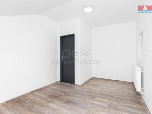 Pronájem bytu 3+1, Pardubice - Bílé Předměstí, Dašická, 80 m2