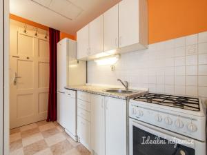 Pronájem bytu 2+1, Praha - Vršovice, Vršovická, 49 m2