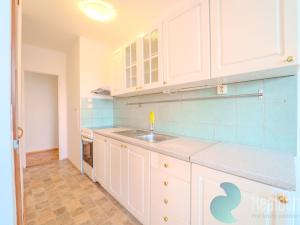 Prodej bytu 3+1, Praha, Zelenohorská, 65 m2
