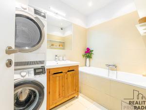 Prodej bytu 3+kk, Praha, Ingrišova, 90 m2