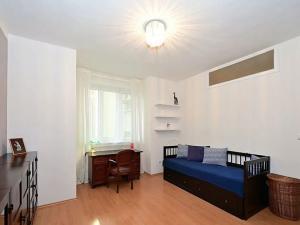 Pronájem bytu 1+kk, Praha - Střešovice, Myslbekova, 28 m2