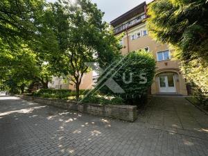 Pronájem bytu 2+1, Praha - Liboc, Evropská, 63 m2