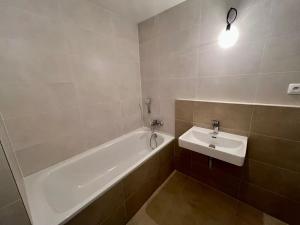 Prodej bytu 3+kk, Praha - Zličín, Strážovická, 82 m2