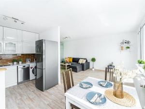 Pronájem bytu 3+kk, Praha, Tobrucká, 70 m2