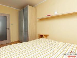 Prodej bytu 3+1, Praha - Modřany, Urbánkova, 78 m2