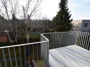 Pronájem bytu 1+kk, Praha - Zličín, Křivatcová, 43 m2