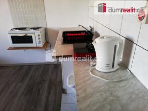 Pronájem bytu 1+kk, Tachov, Bělojarská, 17 m2