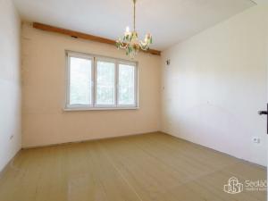 Prodej bytu 3+1, Ostrov, S. K. Neumanna, 68 m2