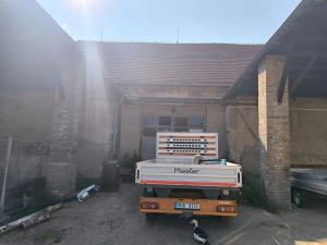 Pronájem obchodního prostoru, Býčkovice, 196 m2