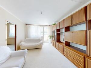 Prodej bytu 3+1, Praha - Řepy, Zrzavého, 74 m2